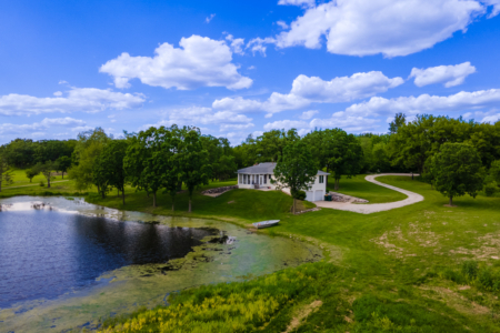 Charming Lake Geneva, Wisconsin 3BR/2Bath Home